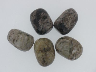 Tinaksite